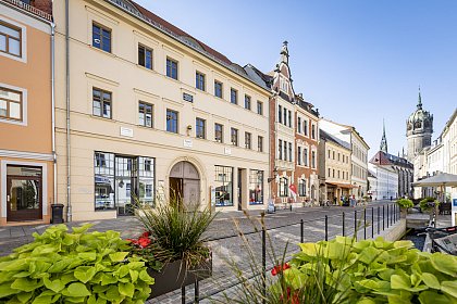 The historic Wilhelm-Weber building in the center of Wittenberg houses the WCGE. Photo by Jrg Farys / Die Projektoren.